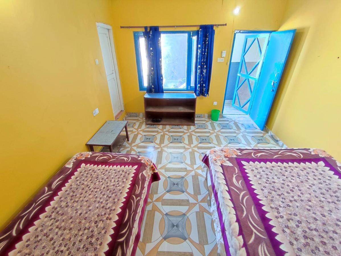 Tranquil Water Guest House Pokhara Bagian luar foto