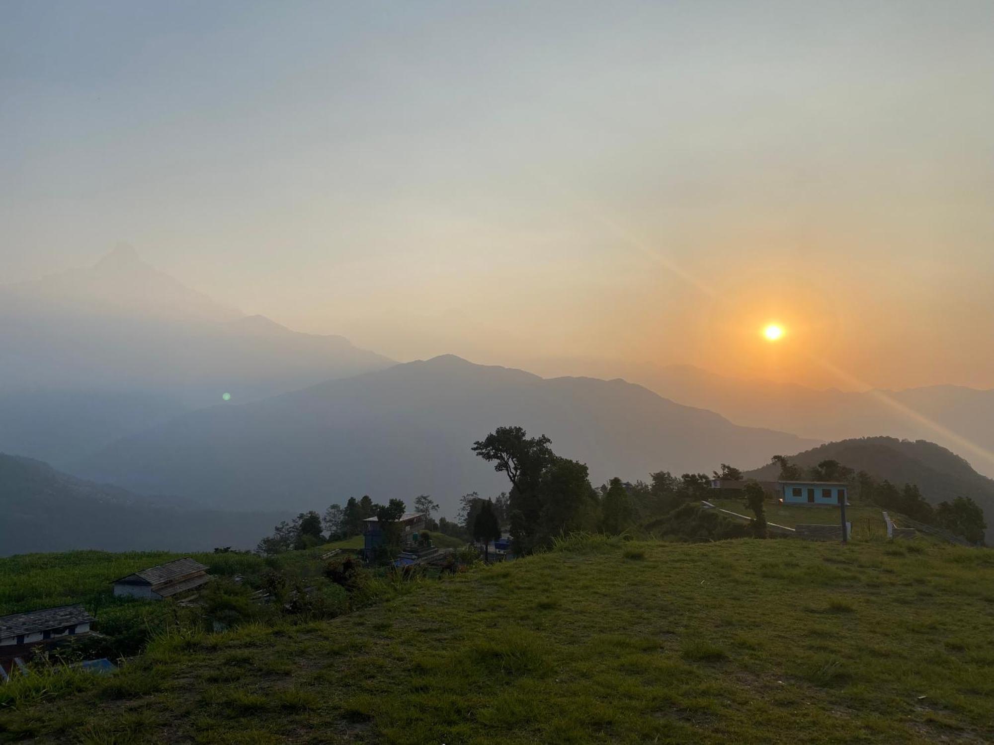 Tranquil Water Guest House Pokhara Bagian luar foto