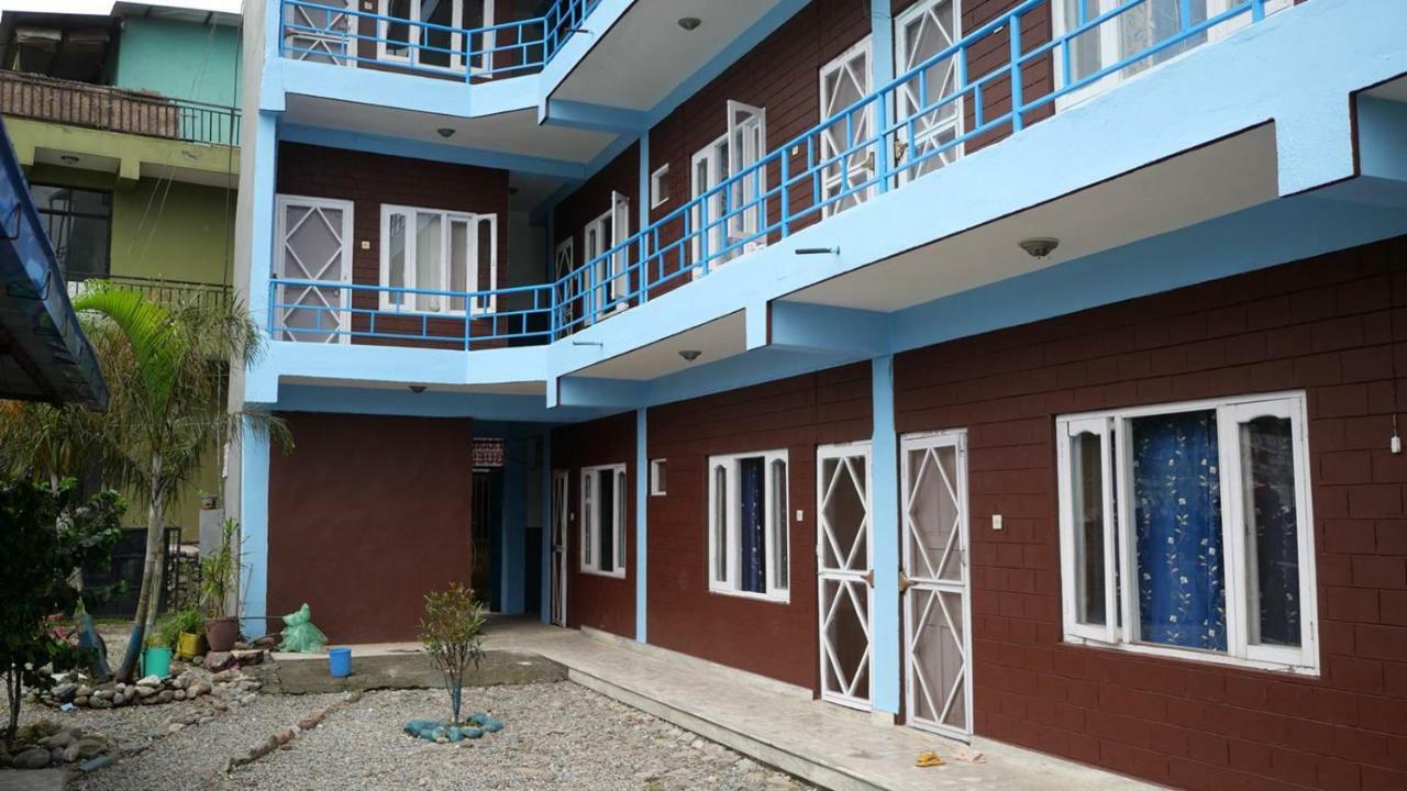 Tranquil Water Guest House Pokhara Bagian luar foto